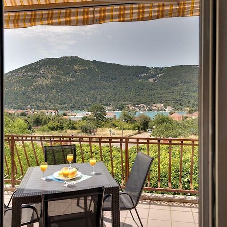 Cozy Apartment Stana In Grebastica 希贝尼克 外观 照片