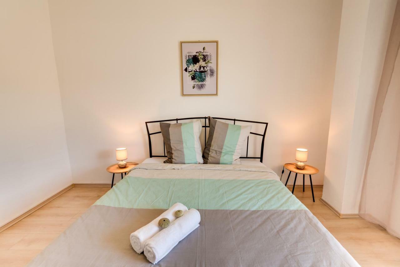 Cozy Apartment Stana In Grebastica 希贝尼克 外观 照片